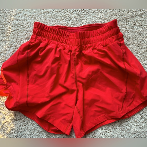 lululemon athletica Pants - Lululemon shorts size 6